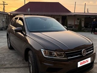 2020 Volkswagen Tiguan II, коричневый, 2300000 рублей, вид 1
