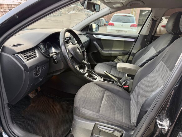 2014 Skoda Octavia III (A7), чёрный, 860000 рублей - вид 4