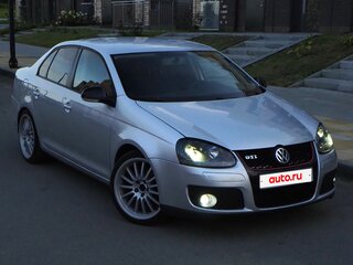2010 Volkswagen Jetta V, серебристый, 685000 рублей, вид 5