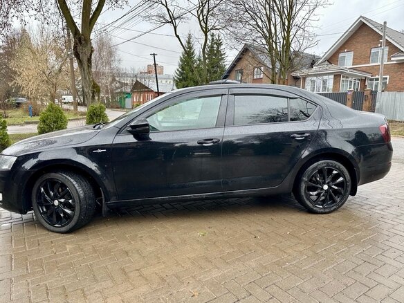 2016 Skoda Octavia III (A7), чёрный, 1500000 рублей - вид 5