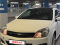 2008 Opel Astra GTC H Рестайлинг, белый, 530000 рублей - вид 1