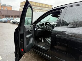 2023 Volvo XC90 B5 II Рестайлинг 1, чёрный, 6690000 рублей, вид 5
