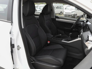 2025 Geely Binyue L, серый, 1500000 рублей, вид 5