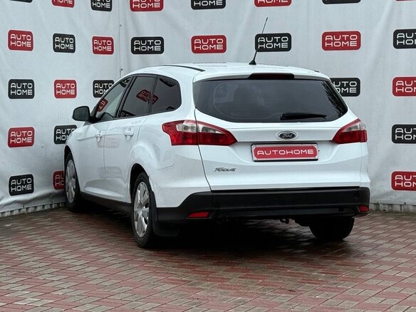 2013 Ford Focus III, белый, 479990 рублей - вид 4