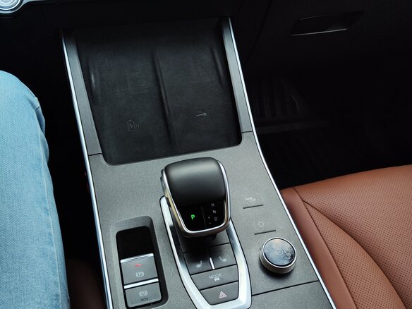 2022 Omoda C5 I, серый, 1800000 рублей - вид 20