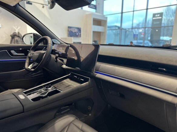 2025 Chery Tiggo 9 I, чёрный, 4335000 рублей - вид 8