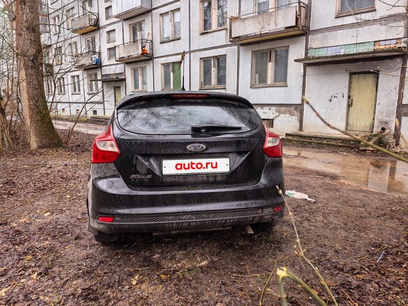 2013 Ford Focus III, чёрный, 700000 рублей - вид 2