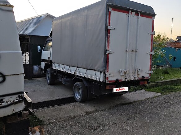 1987 Isuzu Elf (N-series), белый, 600000 рублей - вид 4