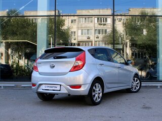 2014 Hyundai Solaris I, серебристый, 770000 рублей, вид 5