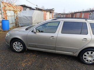 2011 Skoda Octavia II (A5) Рестайлинг, серый, 780000 рублей, вид 4