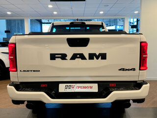 2025 Ram 1500 Crew Cab V Рестайлинг, белый, 9400000 рублей, вид 5