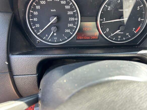 2011 BMW X1 18i I (E84), белый, 1250000 рублей - вид 5