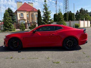 2020 Chevrolet Camaro VI Рестайлинг, красный, 2050000 рублей, вид 2