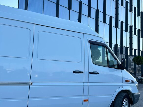 2017 Mercedes-Benz Sprinter Classic, белый, 2000000 рублей - вид 1