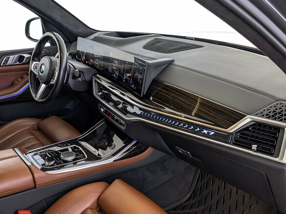 2023 BMW X7 40d I (G07) Рестайлинг, серый, 11350000 рублей - вид 13