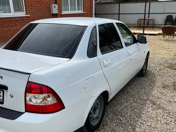 2014 Lada (ВАЗ) Priora I Рестайлинг, белый, 580000 рублей - вид 1