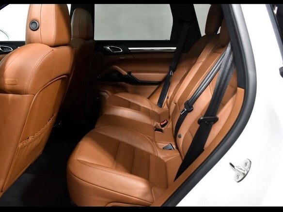 2015 Porsche Cayenne S II Рестайлинг (958), белый, 3890000 рублей - вид 18