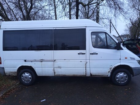 2000 Mercedes-Benz Sprinter, белый, 700000 рублей, вид 3