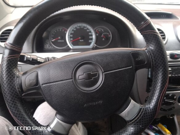 2011 Chevrolet Lacetti I, жёлтый, 260000 рублей - вид 2