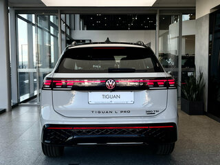 2026 Volkswagen Tiguan L Pro III (China Market), бежевый, 5099000 рублей, вид 5