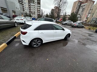 2018 Kia Ceed III, белый, 2050000 рублей, вид 2
