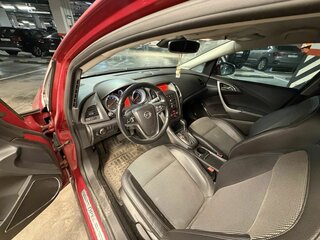 2011 Opel Astra J, красный, 600000 рублей, вид 4
