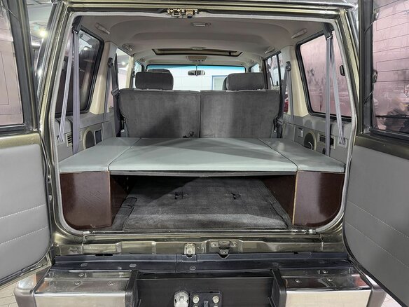 1993 Toyota Land Cruiser 70 Series, коричневый, 7499000 рублей - вид 8