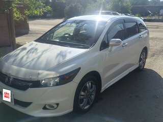 2010 Honda Stream II Рестайлинг, белый, 1100000 рублей, вид 1