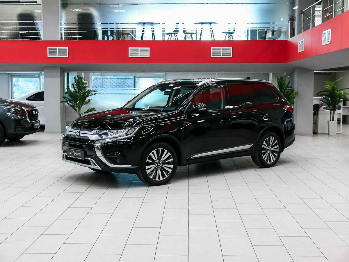 Открыть фотографии: Mitsubishi Outlander III Рестайлинг 3