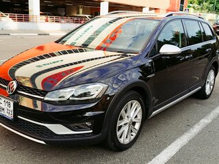 2018 Volkswagen Golf Alltrack VII Рестайлинг, чёрный, 2180000 рублей, вид 1