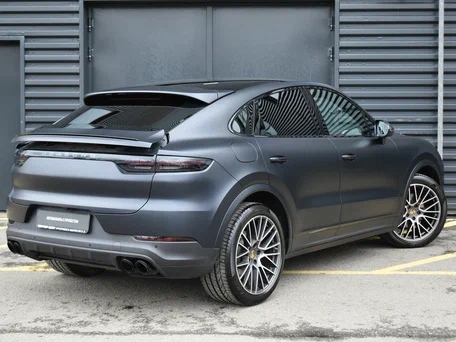 2020 Porsche Cayenne Coupé III, серый, 9000000 рублей, вид 3