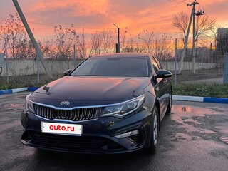 2019 Kia Optima IV Рестайлинг, синий, 1760000 рублей, вид 3