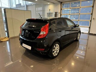 2011 Hyundai Solaris I, чёрный, 599000 рублей, вид 4