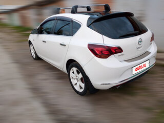 2014 Opel Astra J Рестайлинг, белый, 850000 рублей, вид 4