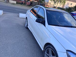 2012 Mercedes-Benz C-Класс 180 BlueEFFICIENCY III (W204) Рестайлинг, белый, 1080000 рублей, вид 4