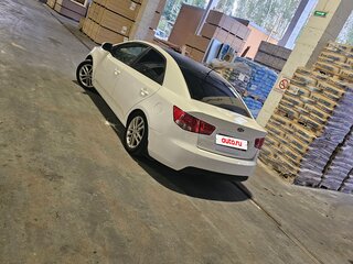 2011 Kia Cerato 6-speed II, белый, 810000 рублей, вид 3