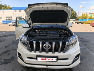2014 Toyota Land Cruiser Prado 5-speed 150 Series Рестайлинг 1, белый, 4350000 рублей, вид 2