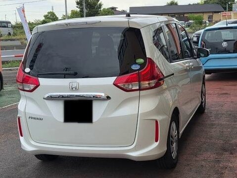 2018 Honda Freed II, белый, 1139000 рублей - вид 4