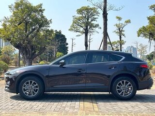 2022 Mazda CX-4 I Рестайлинг, чёрный, 1900000 рублей, вид 4