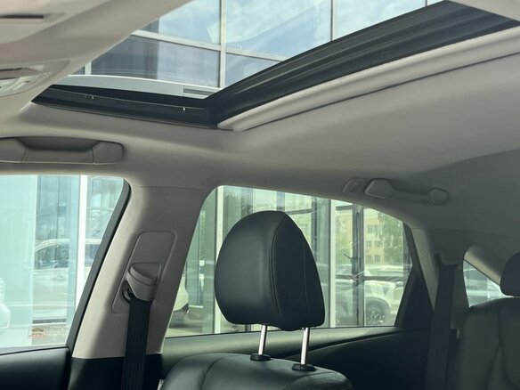 2010 Lexus RX 450h III, серебристый, 1530000 рублей - вид 17