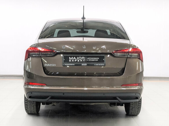 2022 Skoda Rapid II, коричневый - вид 5