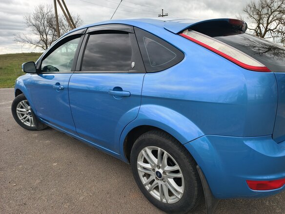 2008 Ford Focus II Рестайлинг, синий, 500000 рублей - вид 6