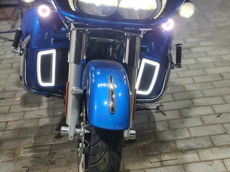2018 Harley-Davidson Road Glide Limited, синий, 1590000 рублей, вид 3