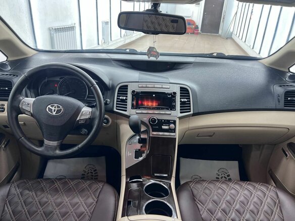 2010 Toyota Venza I, белый - вид 11