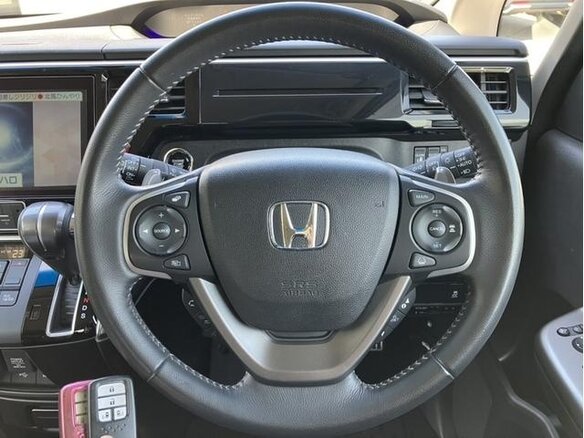 2021 Honda Stepwgn Spada V Рестайлинг, серебристый - вид 12