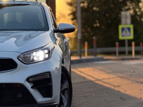 2019 Kia Cerato IV, белый, 1290000 рублей, вид 3