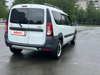 2017 Lada (ВАЗ) Largus Cross I, белый, 850000 рублей, вид 4