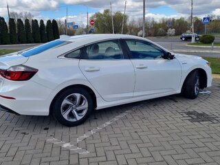 2019 Honda Insight III, белый, 1400000 рублей, вид 1