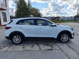 2019 Kia Rio X-Line IV, белый, 1480000 рублей, вид 2