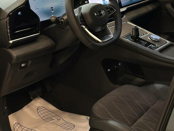 2026 Geely Monjaro I Рестайлинг, зелёный - вид 7
